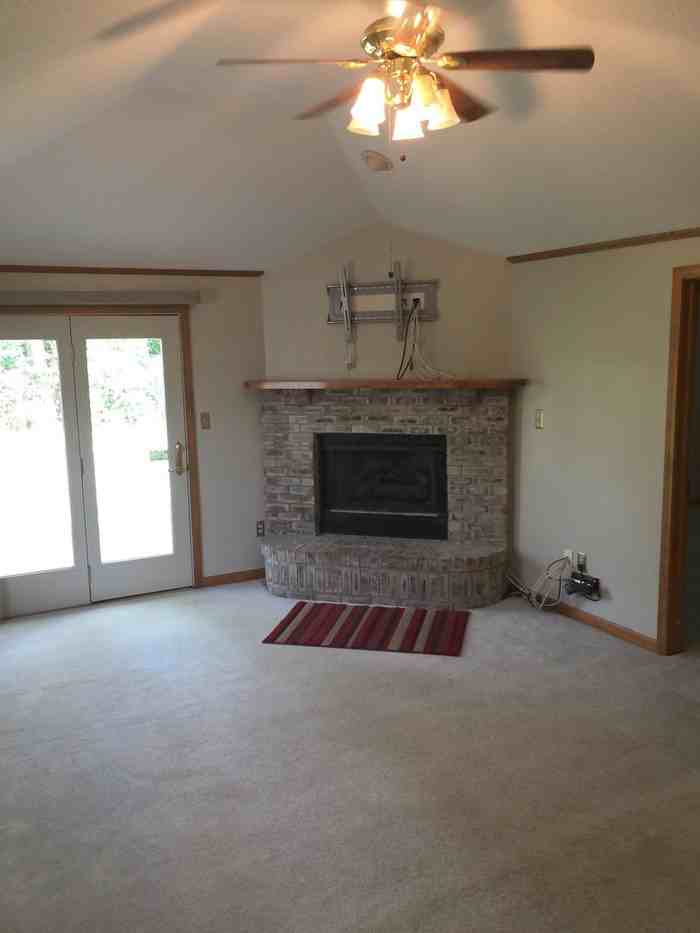 35 Coventry Court - Photo 3 of 16
