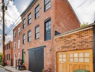 606 Eislen St - Photo 2 of 18