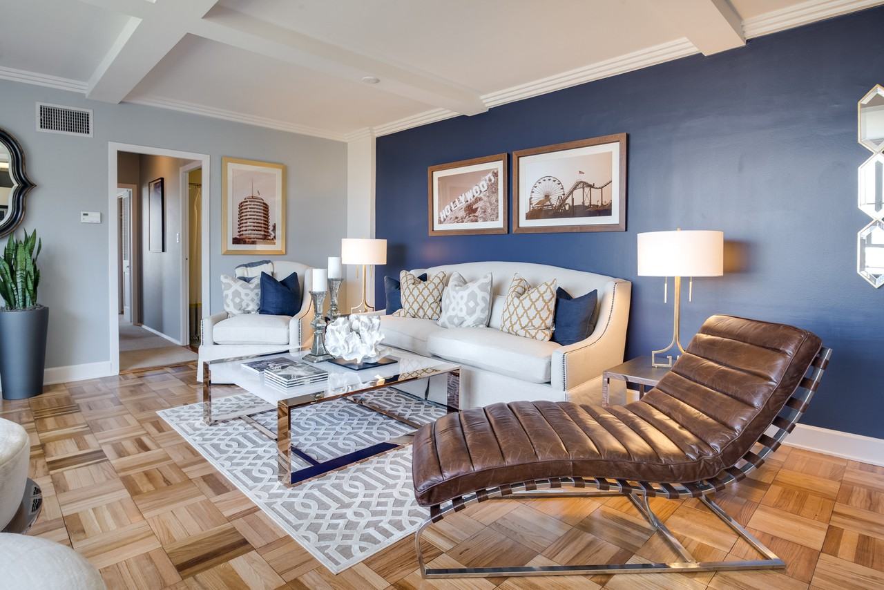 Park La Brea - Photo 7 of 50