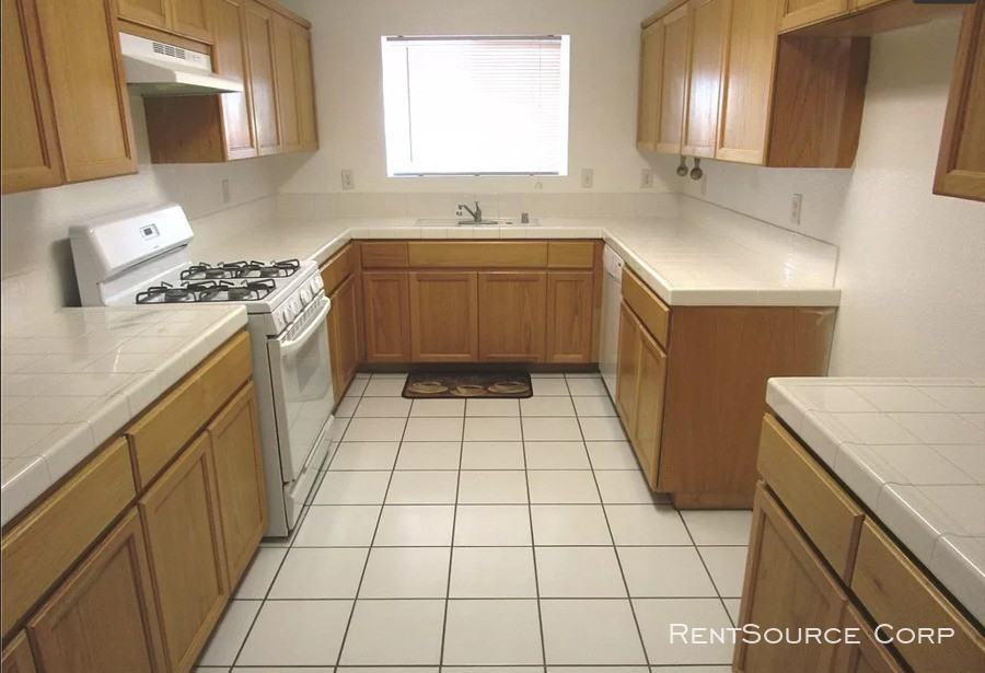 13348 Lamel Street - Photo 2 of 11