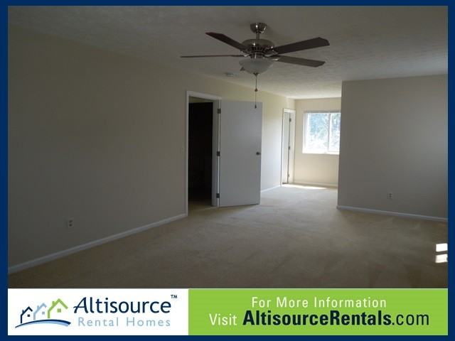 12116 Elkwood Dr - Photo 2 of 13