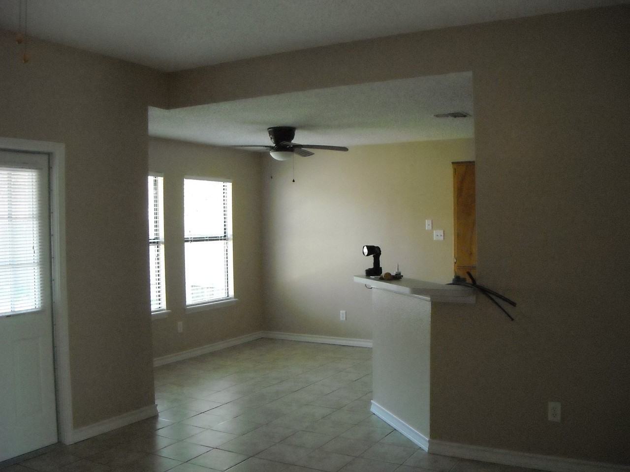 2222 Point Loma Dr - Photo 2 of 5