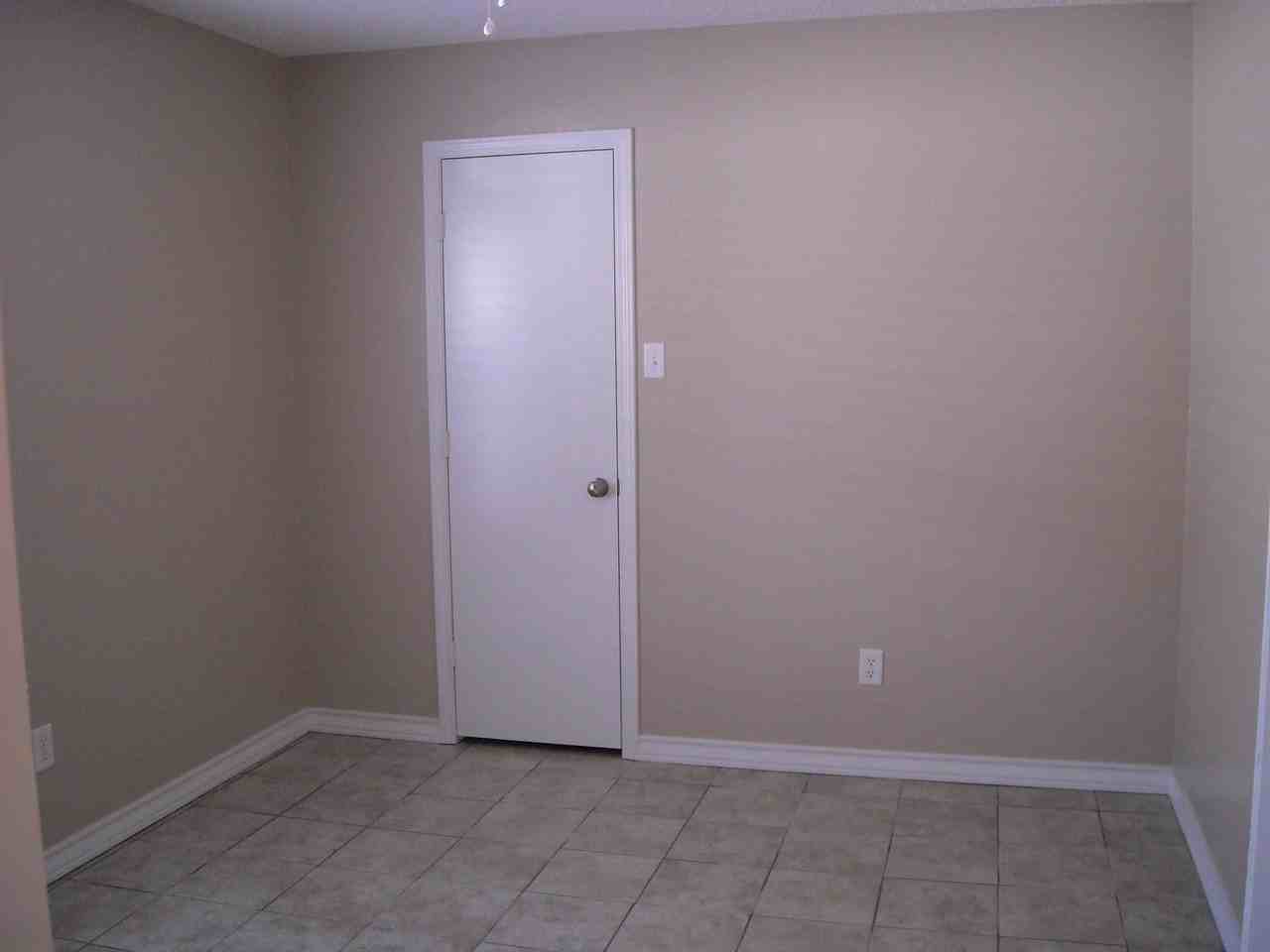 2222 Point Loma Dr - Photo 3 of 5