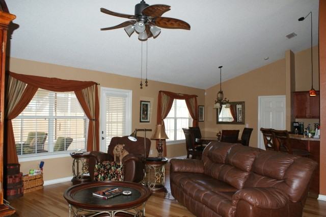 25289 Monarch Ct - Photo 2 of 7