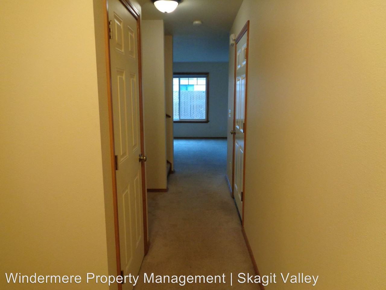 Thompson Place - Photo 3 of 33