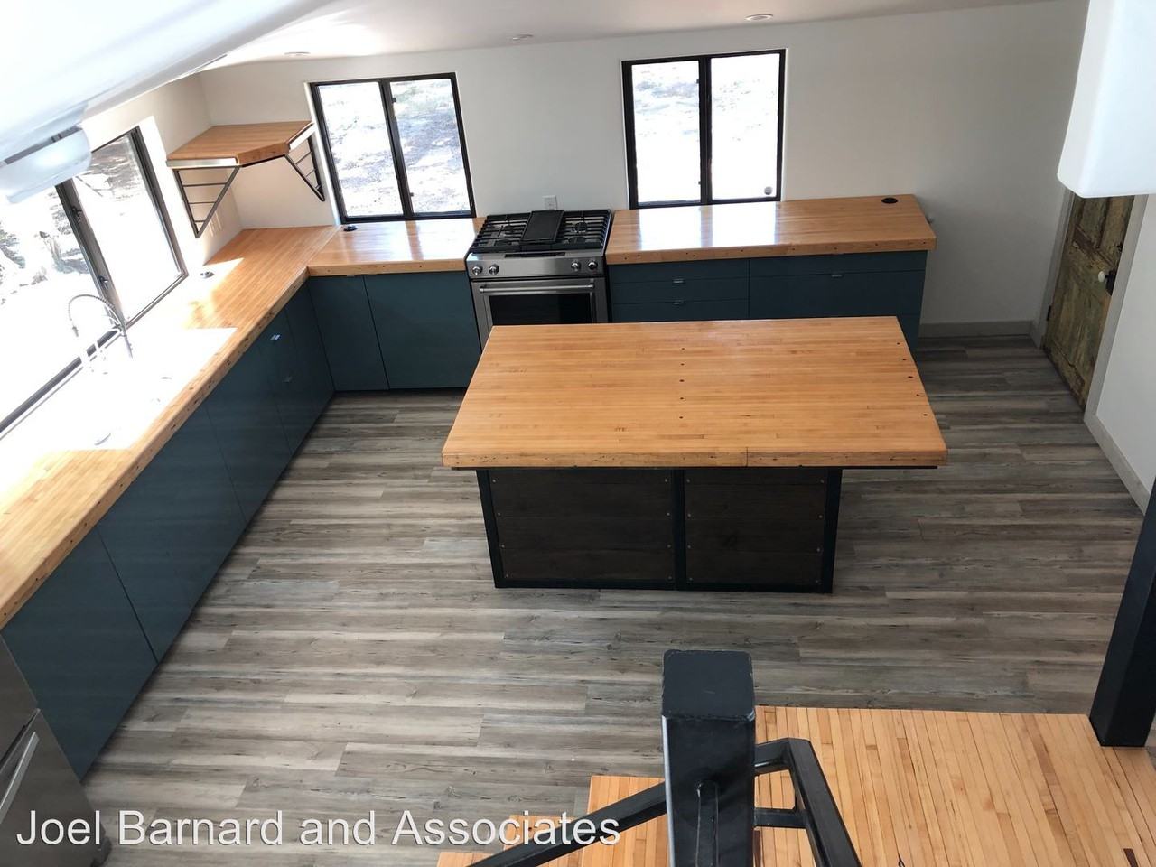 1321 W San Antonio - Photo 3 of 20