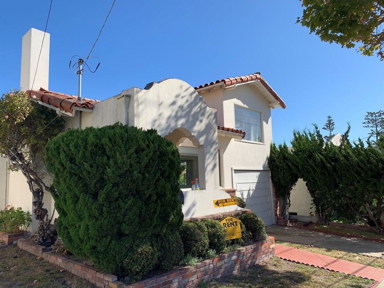 946 Jefferson - Photo 2 of 21