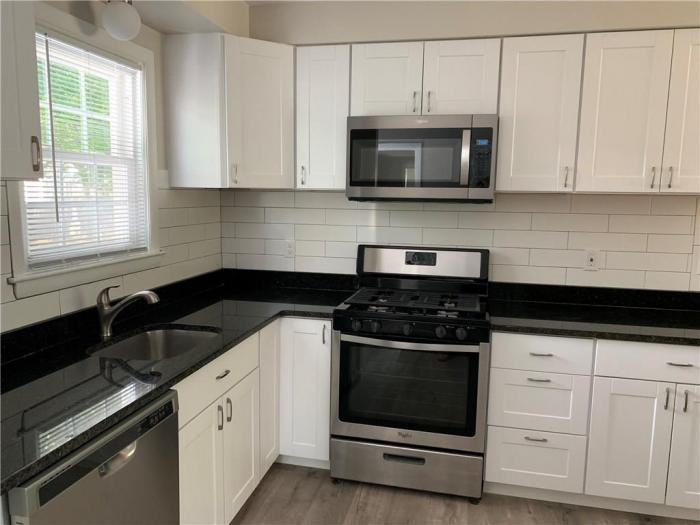 210 New Meadow Road - Photo 2 of 4