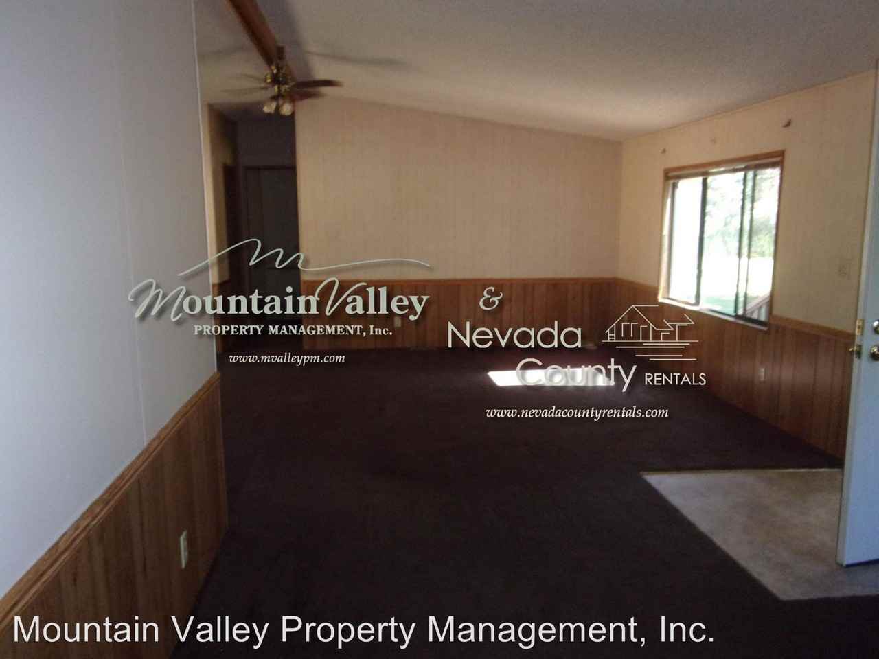 13421 Rocky Rhodes Place - Photo 3 of 9