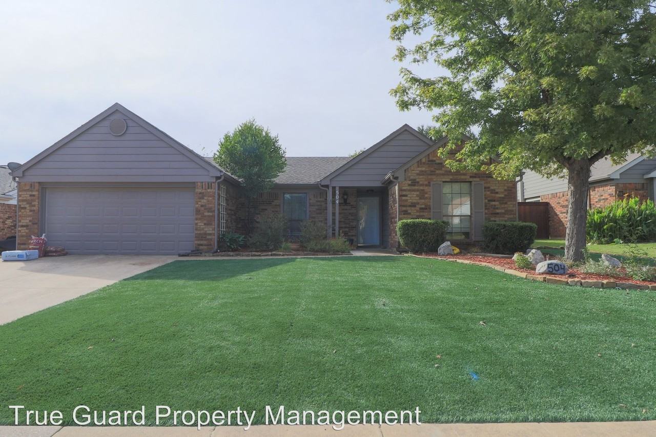 504 Rosemary Ln. - Photo 2 of 16