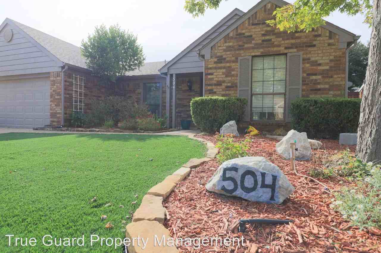 504 Rosemary Ln. - Photo 3 of 16