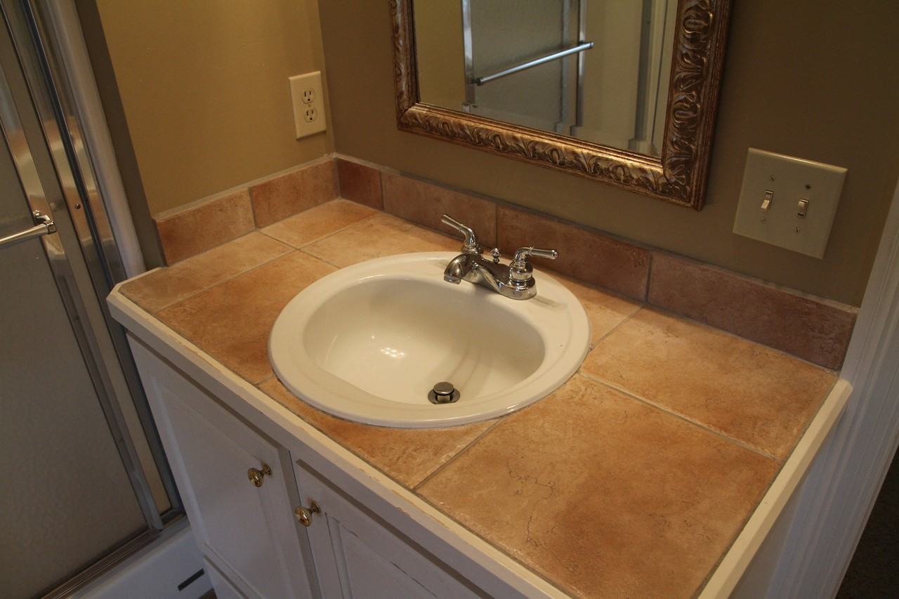 106 Prewitt Cir - Photo 7 of 32