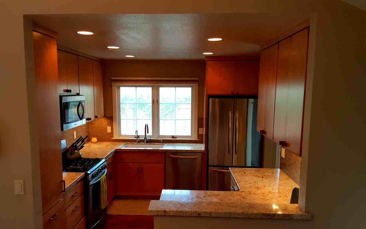 110 Drakes Ct - Photo 3 of 7