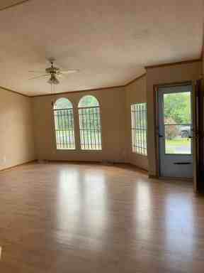 609 Milton Highway - Photo 3 of 23