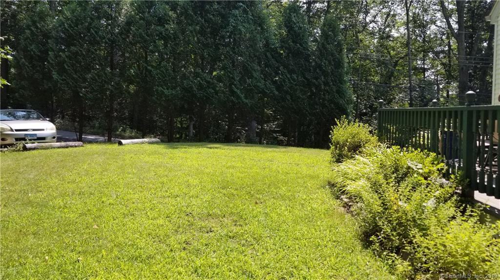 28 Derry Hill Road - Photo 3 of 12