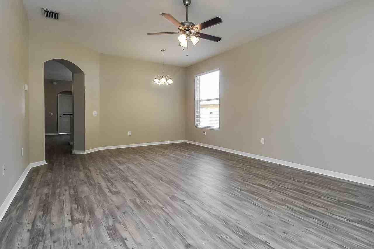 25145 Seven Rivers Cir - Photo 3 of 23
