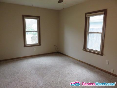 240 Watrous Avenue 2 - Photo 2 of 10