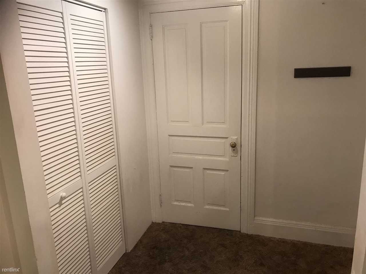 25 Main St - Photo 3 of 9