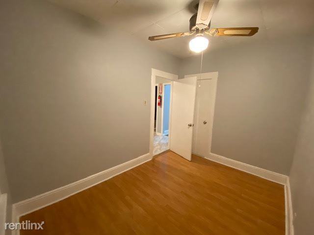 72 W 13th St - Photo 3 of 5