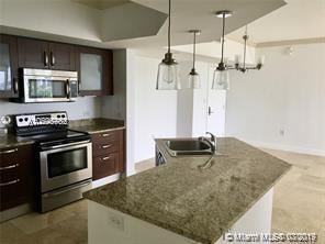 19900 E Country Club Dr - Photo 3 of 10