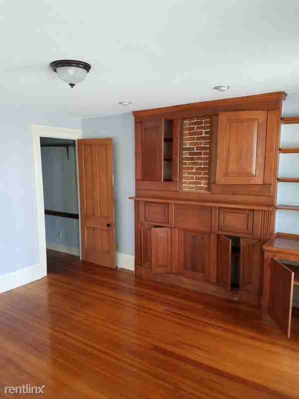 15 Pleasant Street - Photo 3 of 30