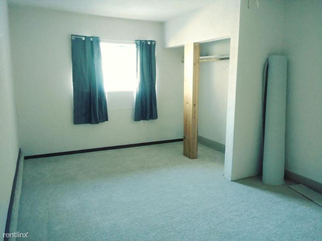 6810 Lower Ridge Rd - Photo 3 of 11