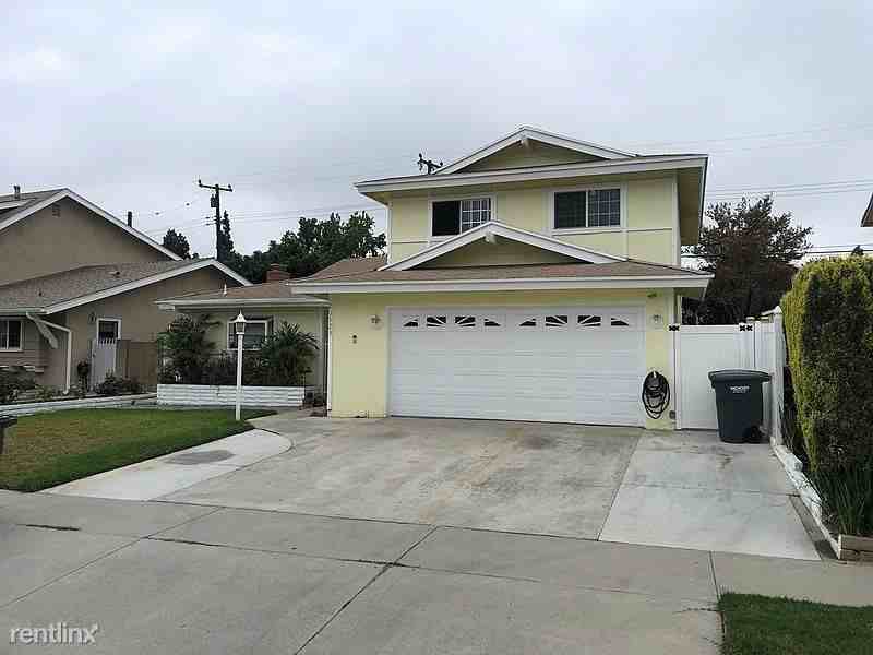 20523 Harvest Avenue - Photo 2 of 16