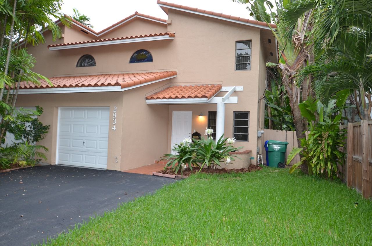 2934 Whitehead Street - Photo 3 of 26