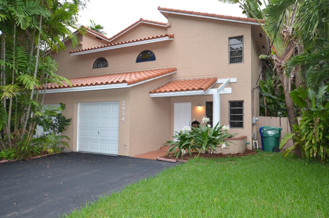 2934 Whitehead Street - Photo 2 of 26