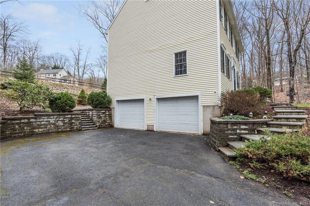 10 Honey Ln - Photo 3 of 24