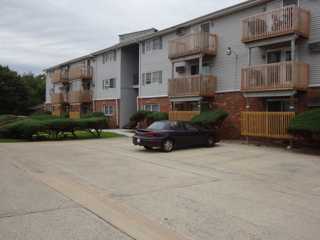 2130 Auburn St Rockford Il 61103 1 Bedroom Apartment For