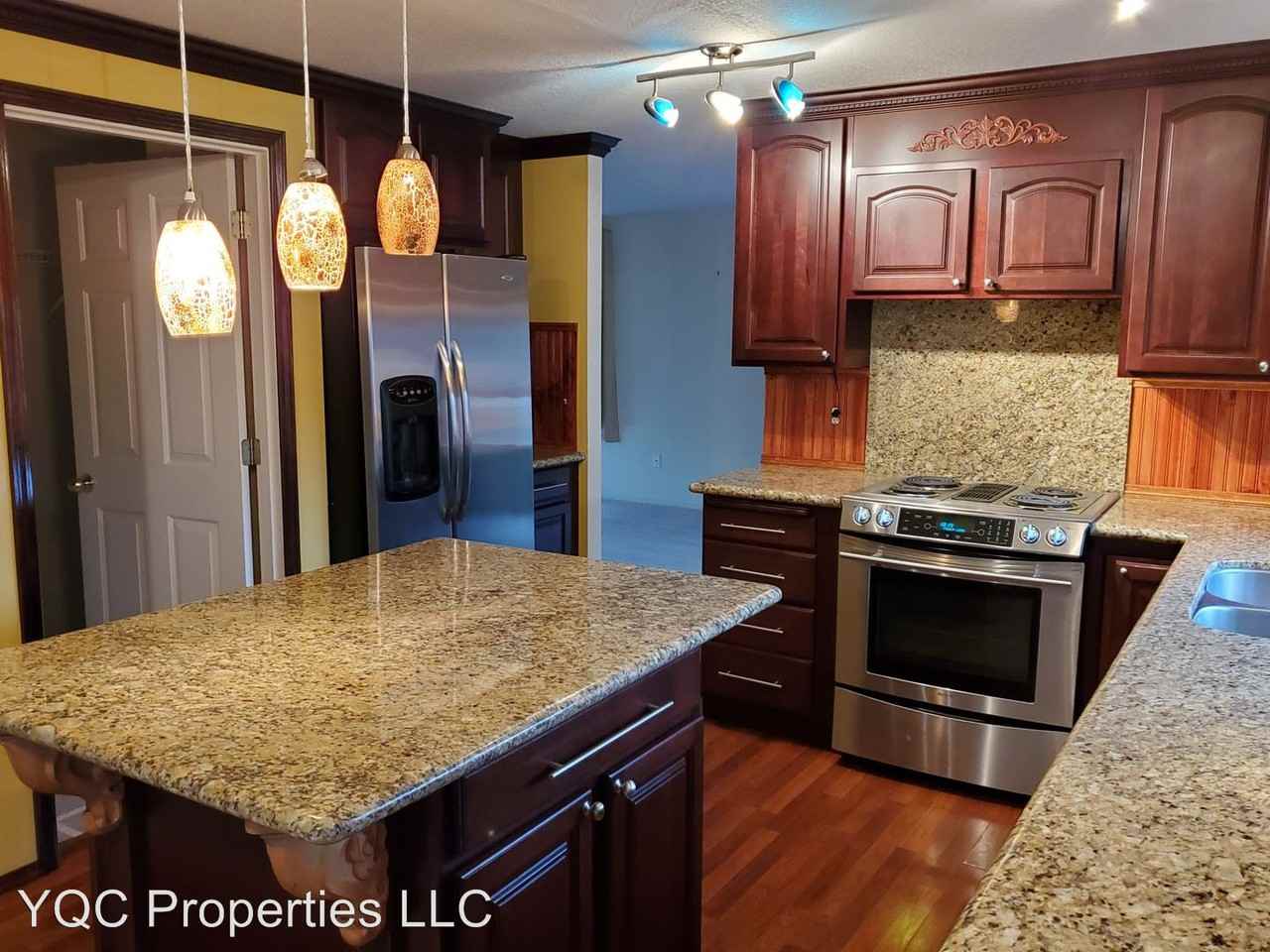 2000 Ne 107th Ave. - Photo 3 of 27