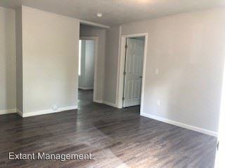 947 E Augusta Ave - Photo 2 of 16