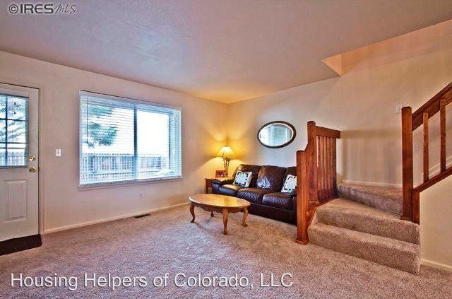 216 Pheasant Run - Photo 2 of 20