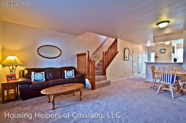 216 Pheasant Run - Photo 3 of 20