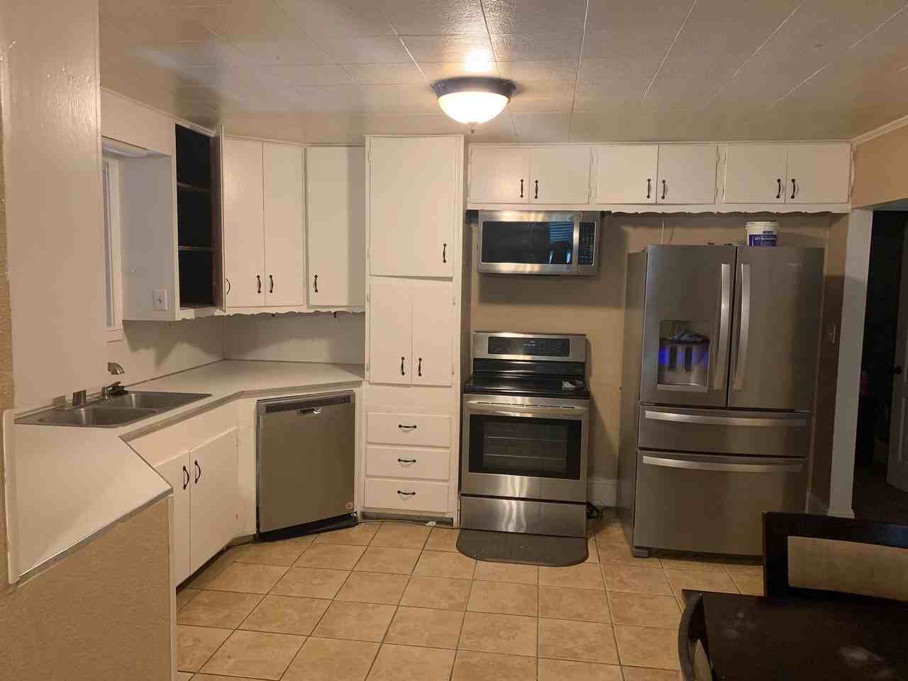 167 Glynn St - Photo 2 of 8