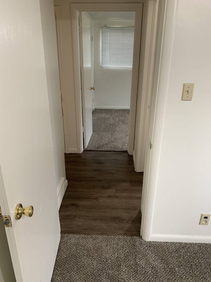 110 S Orchard Dr - Photo 2 of 24