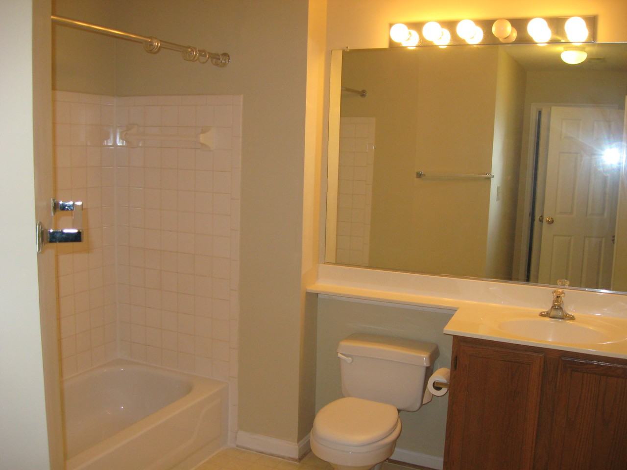 3402 Bitterwood Pl #B301 - Photo 2 of 5