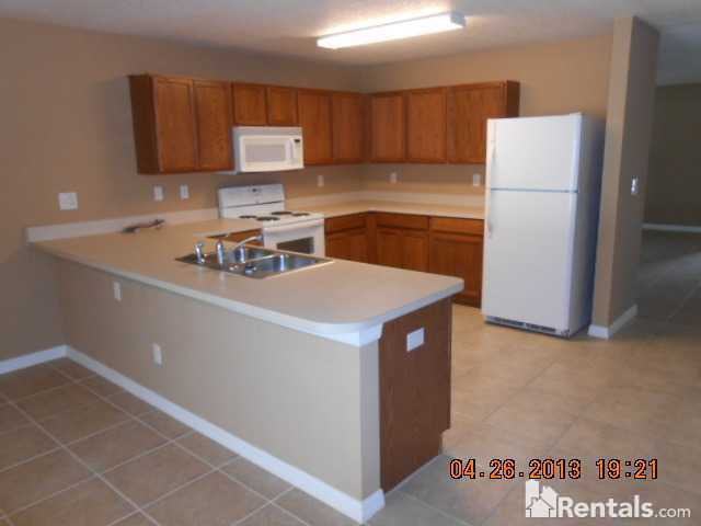 30720 Sonnet Glen Dr - Photo 2 of 10