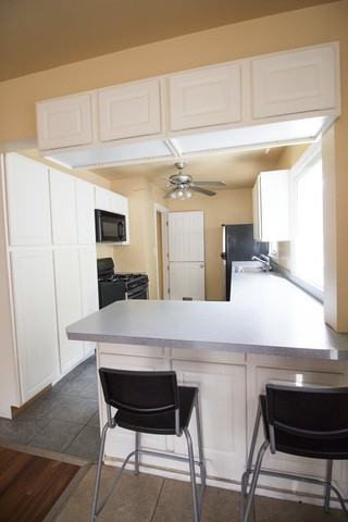 127 Hillcrest - Photo 3 of 15