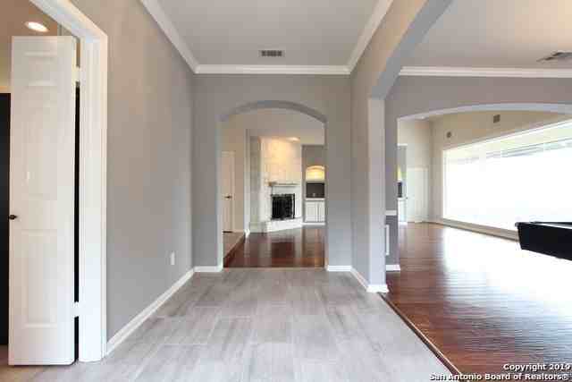 6611 Sierra Oaks - Photo 3 of 25