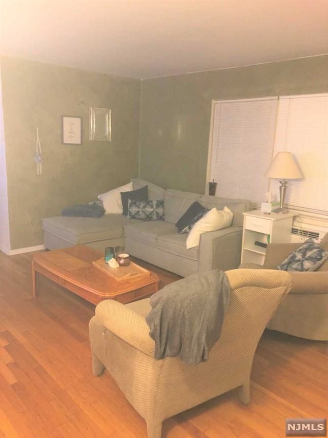 7 Rustic Circle Unit 7a - Photo 3 of 7