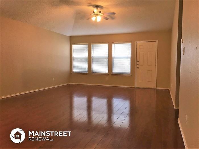 4864 Star Ridge Drive - Photo 2 of 11