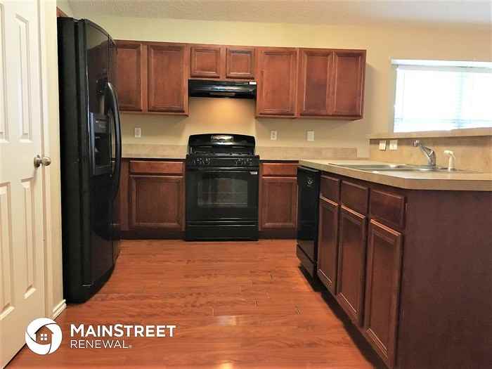 4864 Star Ridge Drive - Photo 3 of 11