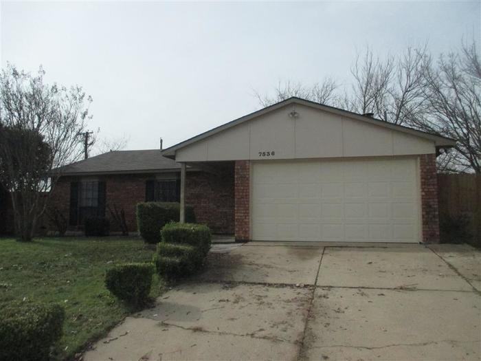 7536 Marlinda Circle - Photo 2 of 30