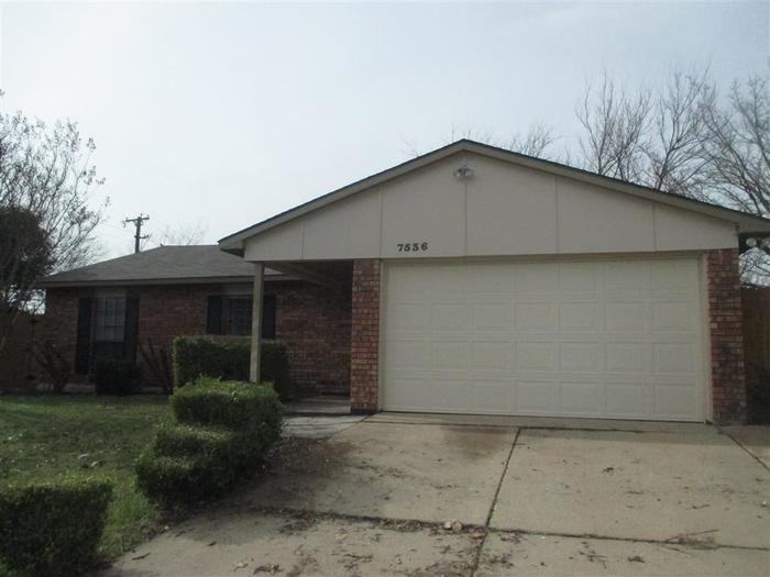 7536 Marlinda Circle - Photo 3 of 30