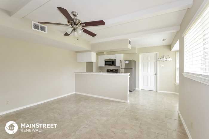 4259 Springview Drive - Photo 2 of 15