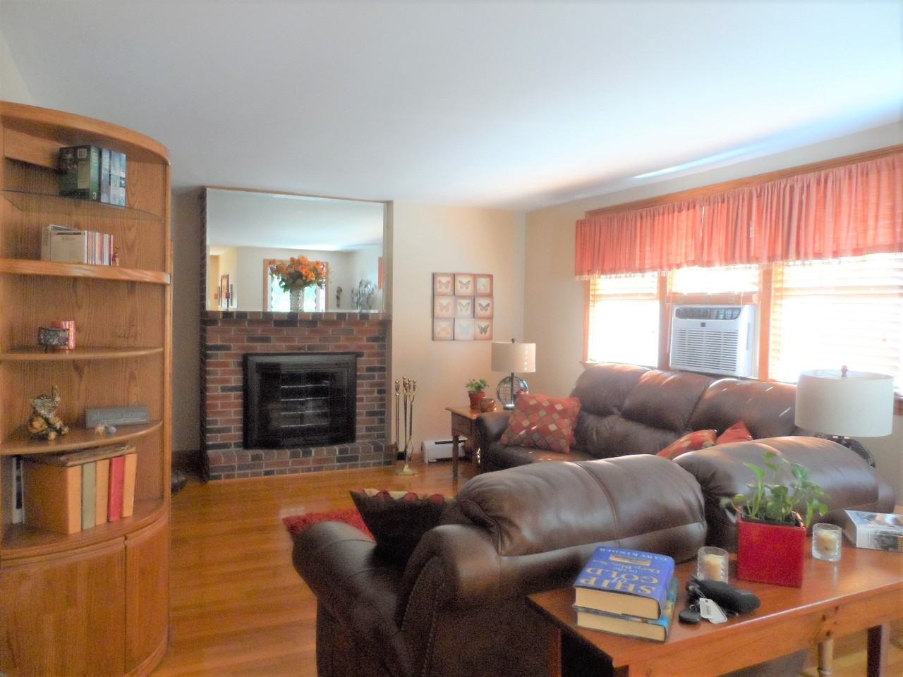 54 Middlesex Rd. #SF - Photo 2 of 16