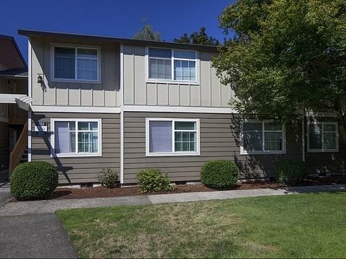 604 SE 121st Avenue - Photo 2 of 11