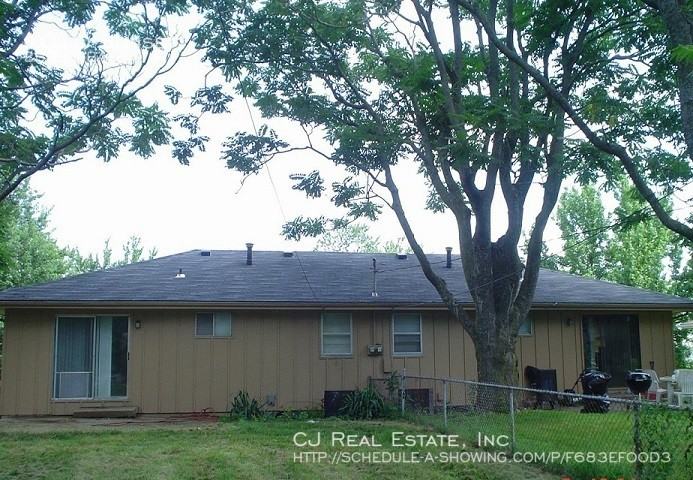 1010 Sunset - Photo 2 of 7